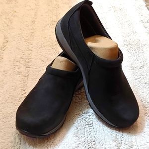 Dansko Patti - Professional Black Clogs Size 8